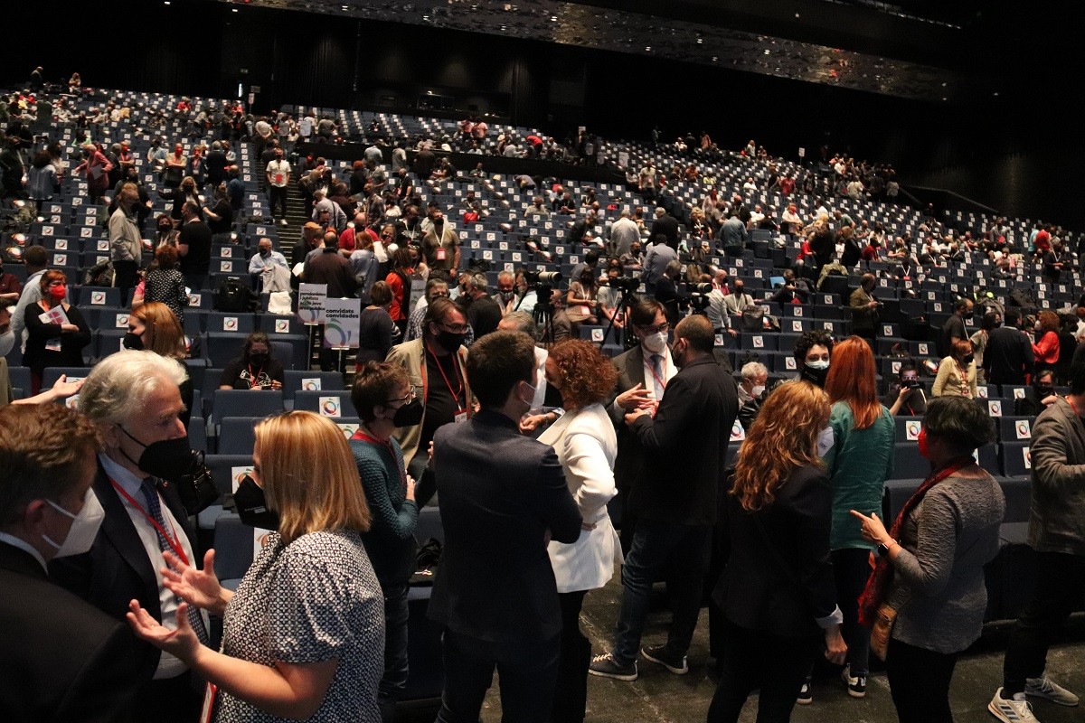 CCOO dona el tret de sortida al congrés que revalidarà Pacheco com a secretari general