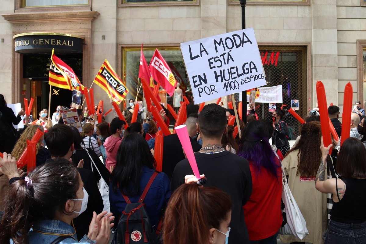 H&M retira les reduccions de jornada però manté els acomiadaments coincidint amb la vaga