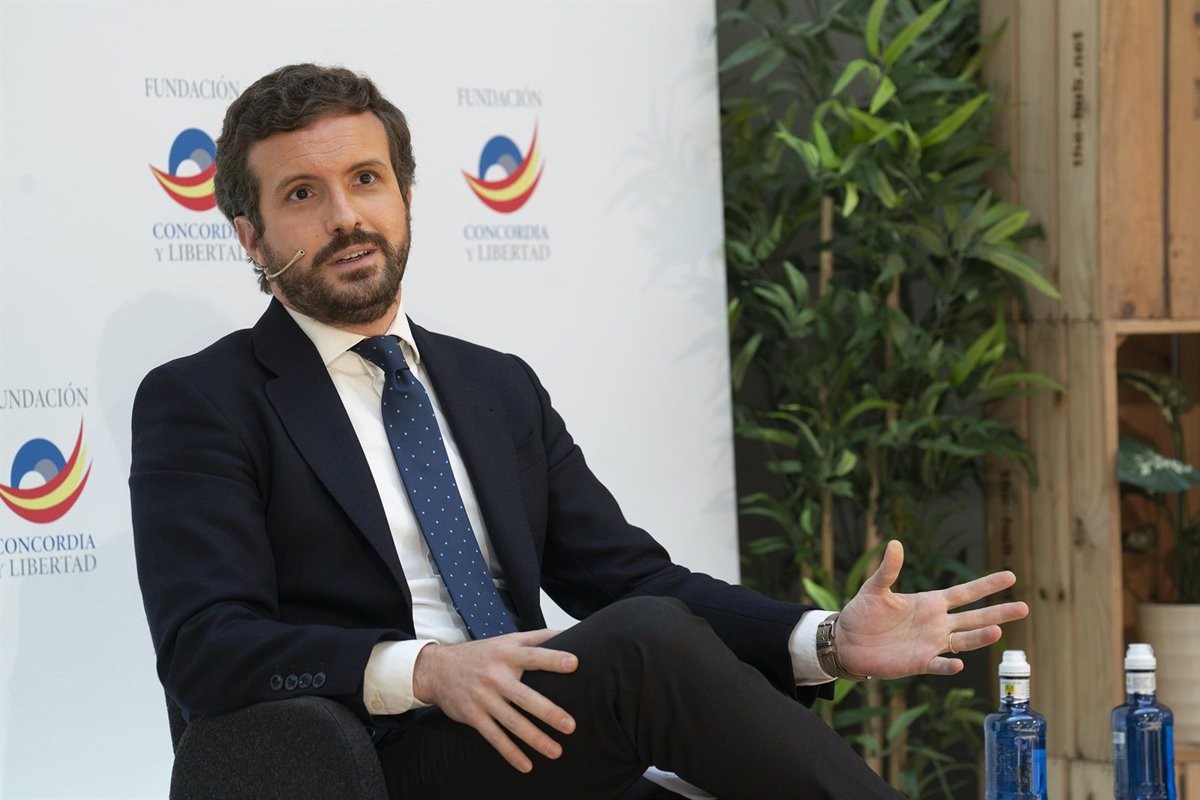 Casado acusa Sánchez de «trair» el seu jurament constitucional