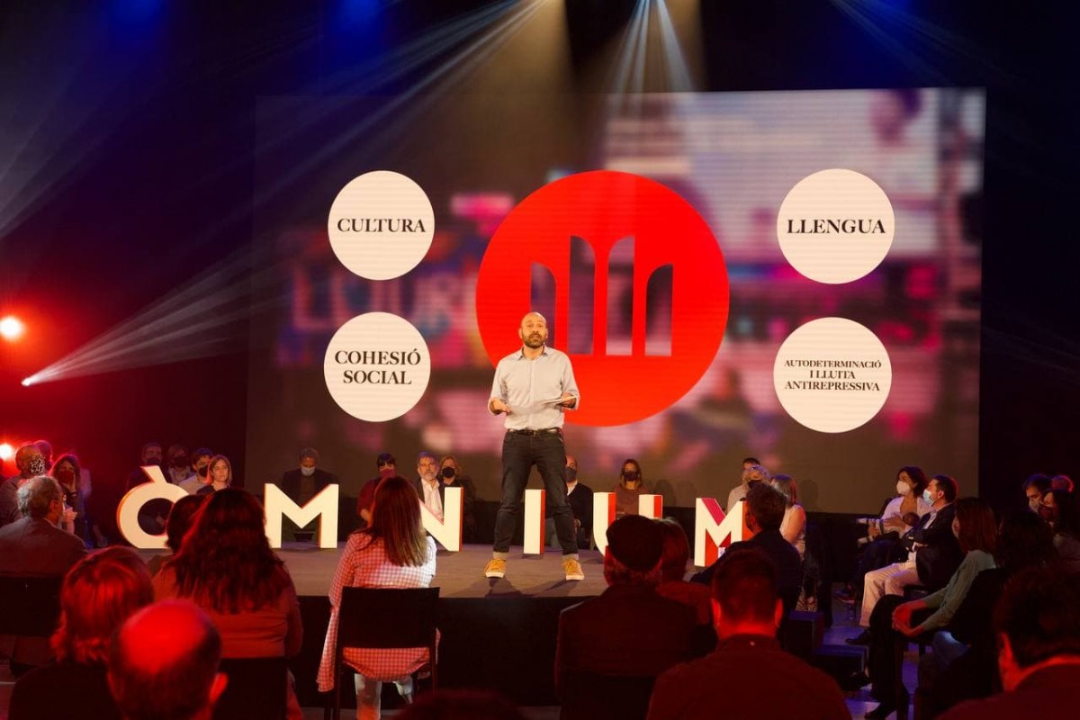 Òmnium crearà l'escola Guillem Agulló de drets civils i desobediència