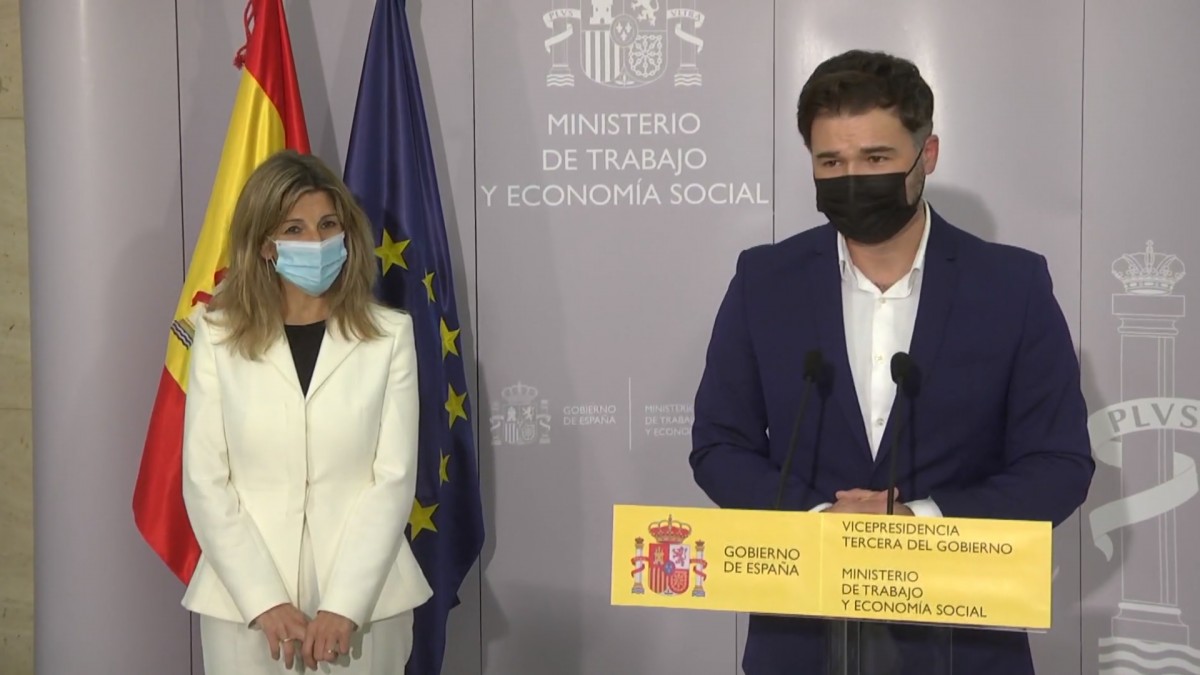 Díaz i Rufián s'emplacen a dialogar per rellançar la legislatura a l'Estat