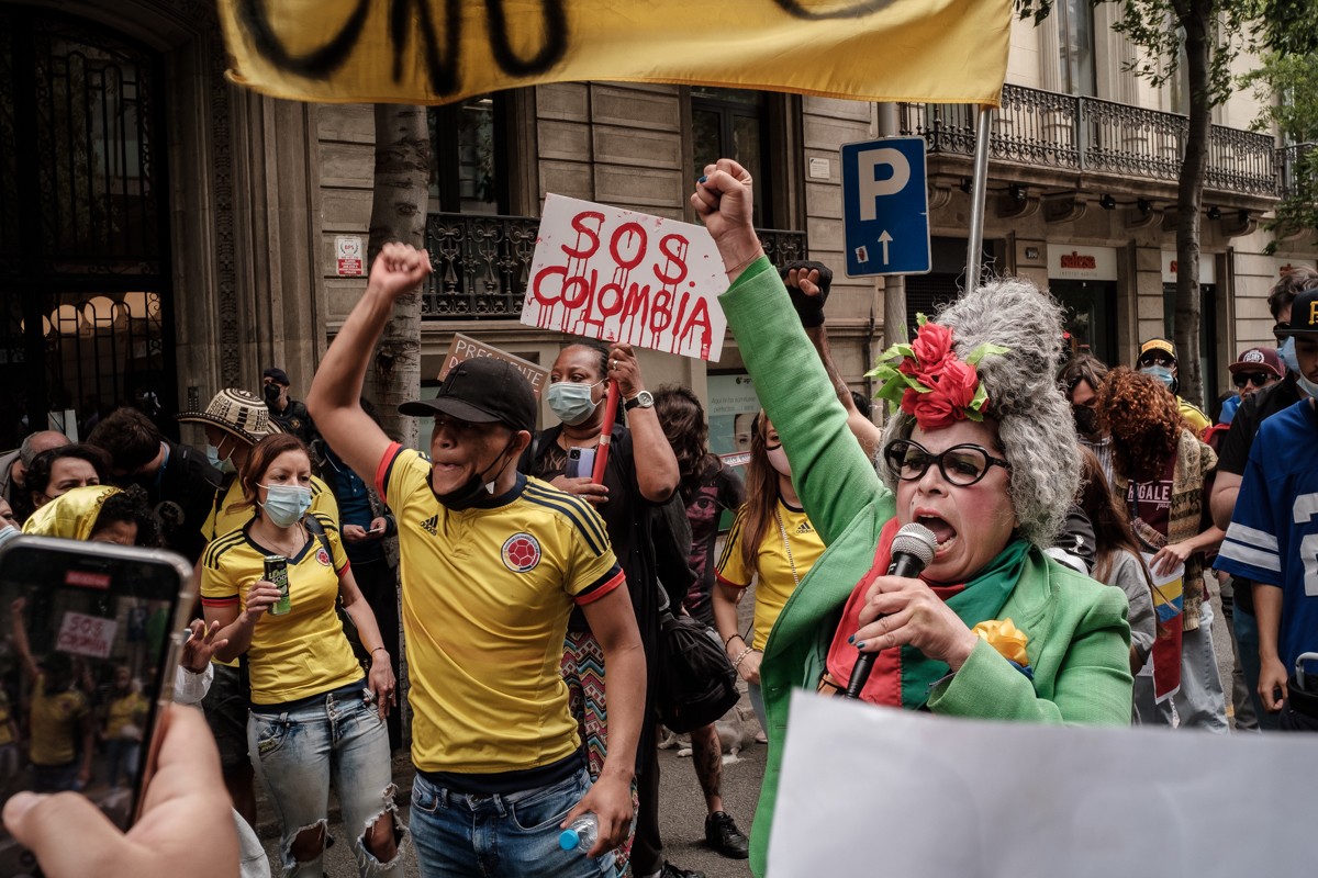 L'esquerra colombiana busca brigadistes catalans per defensar el vot
