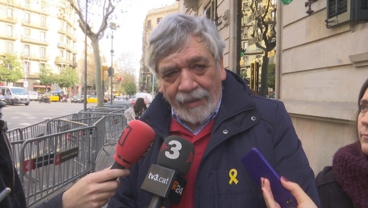 Els dos guàrdies civils que van vexar un home amb càncer al Prat per no parlar en castellà afronten 2 anys de presó