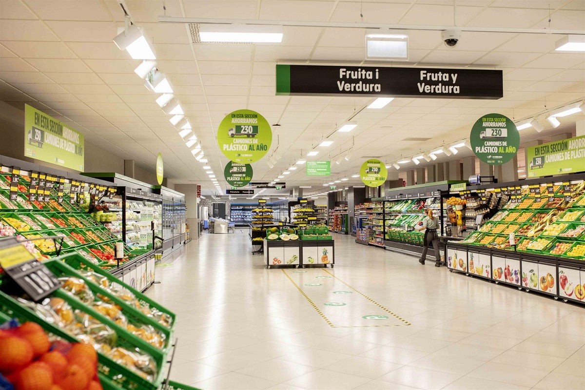 Acomiadada d'un supermercat després de parlar en català: «No he fet res malament»