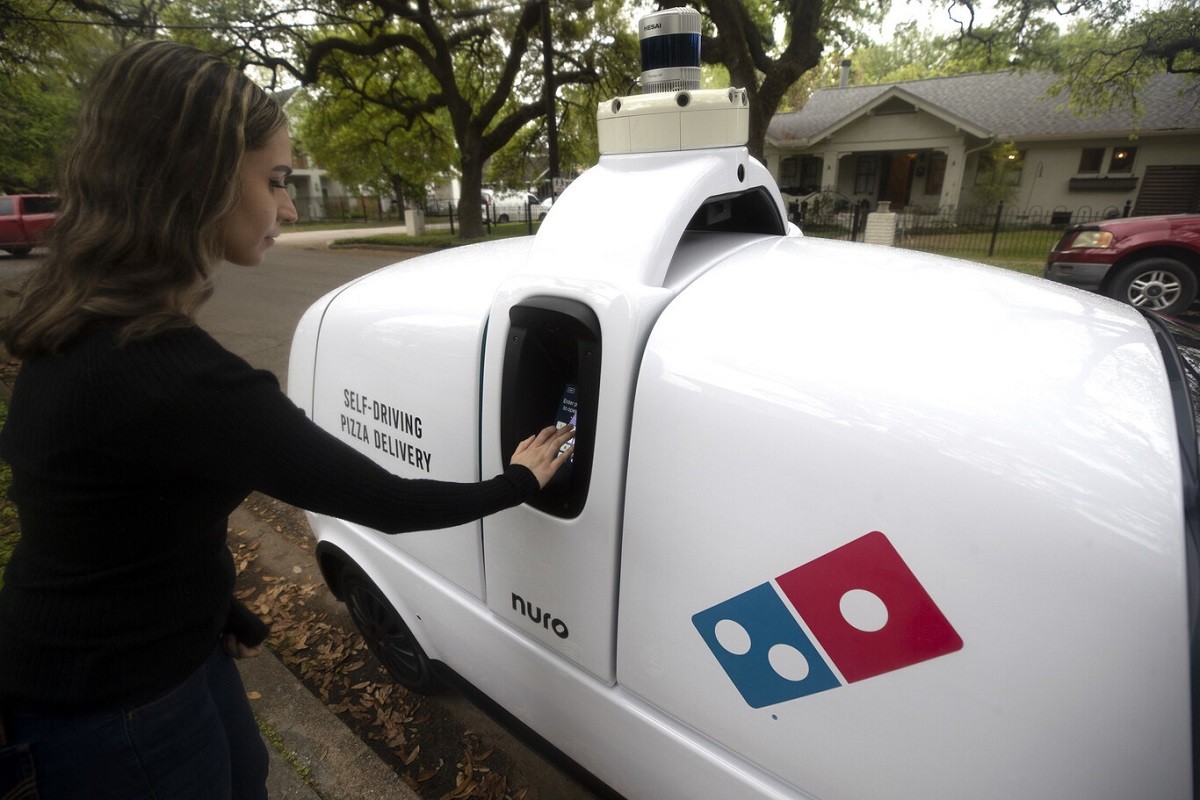 Una imatge del vehicle autònom que fa servir la companyia de pizzeries. - Domino's Pizza.