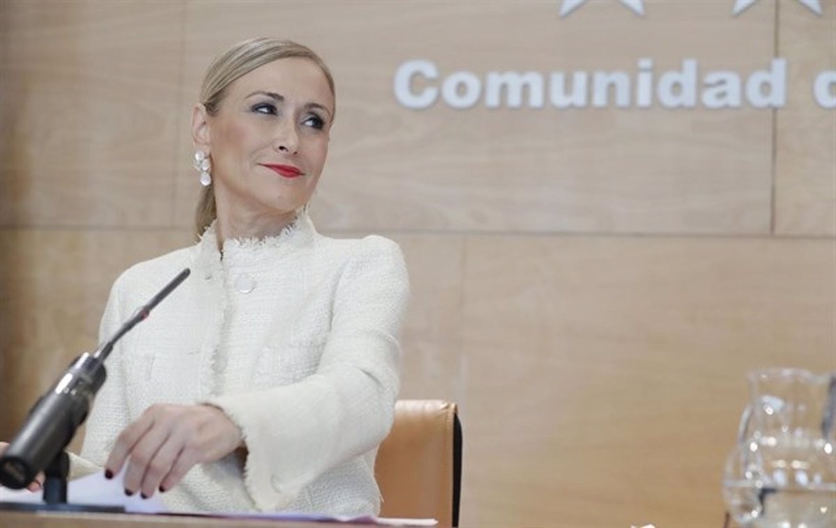 Cristina Cifuentes fitxa per un reality show de Televisió Espanyola