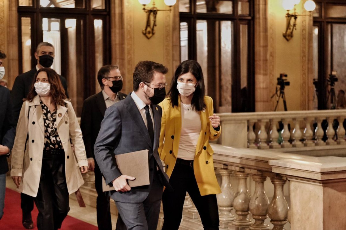 ERC aparca l'opció de governar en solitari a l'espera d'un acord amb Junts en «les pròximes hores»