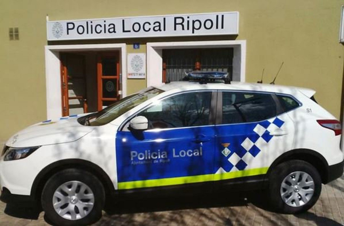 Cotxe de la policia local - Policia Local Ripoll