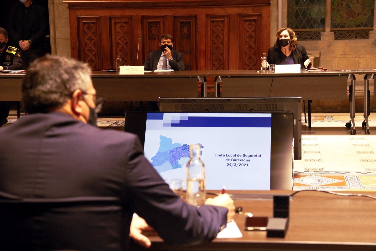 El centenar de detencions que desmenteixen Batlle