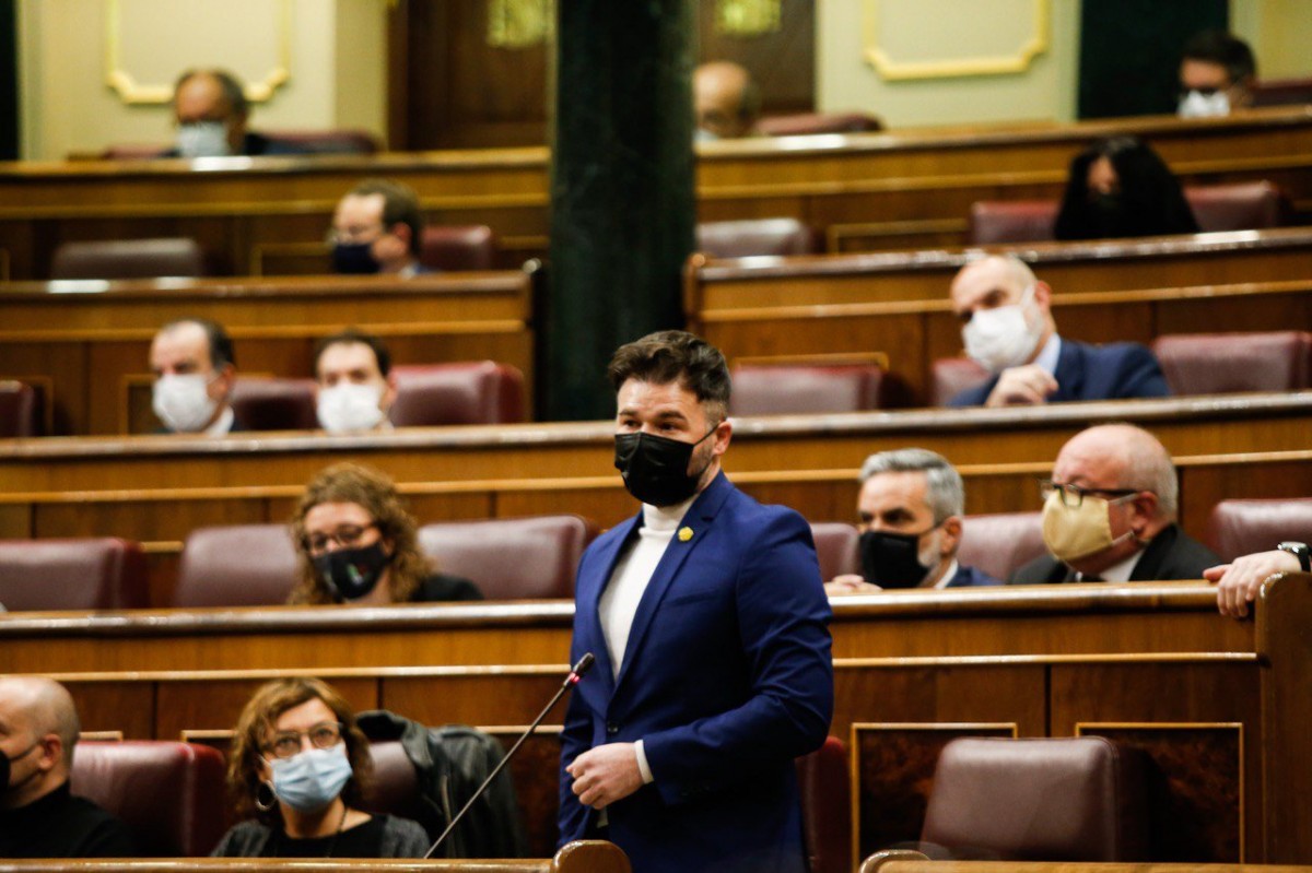 La Fiscalia arxiva la denúncia contra Rufián per revelació de secrets