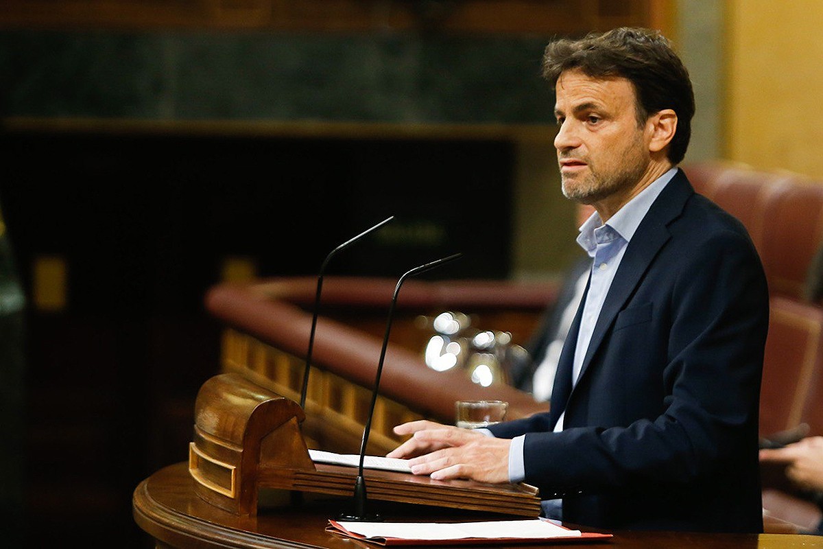 Podem proposarà en la taula de diàleg deixar el referèndum per «més endavant»