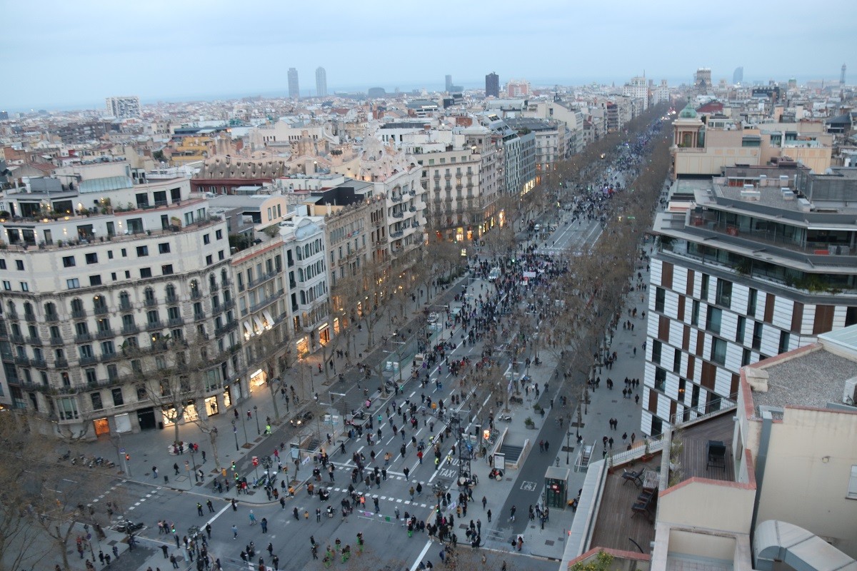 Imatge de la manifestació del 8-M a Barcelona. - Miquel Codolar / ACN