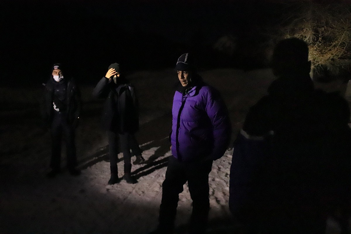 Un jove intenta escapar-se però és retingut de nou - Sergi Cámara