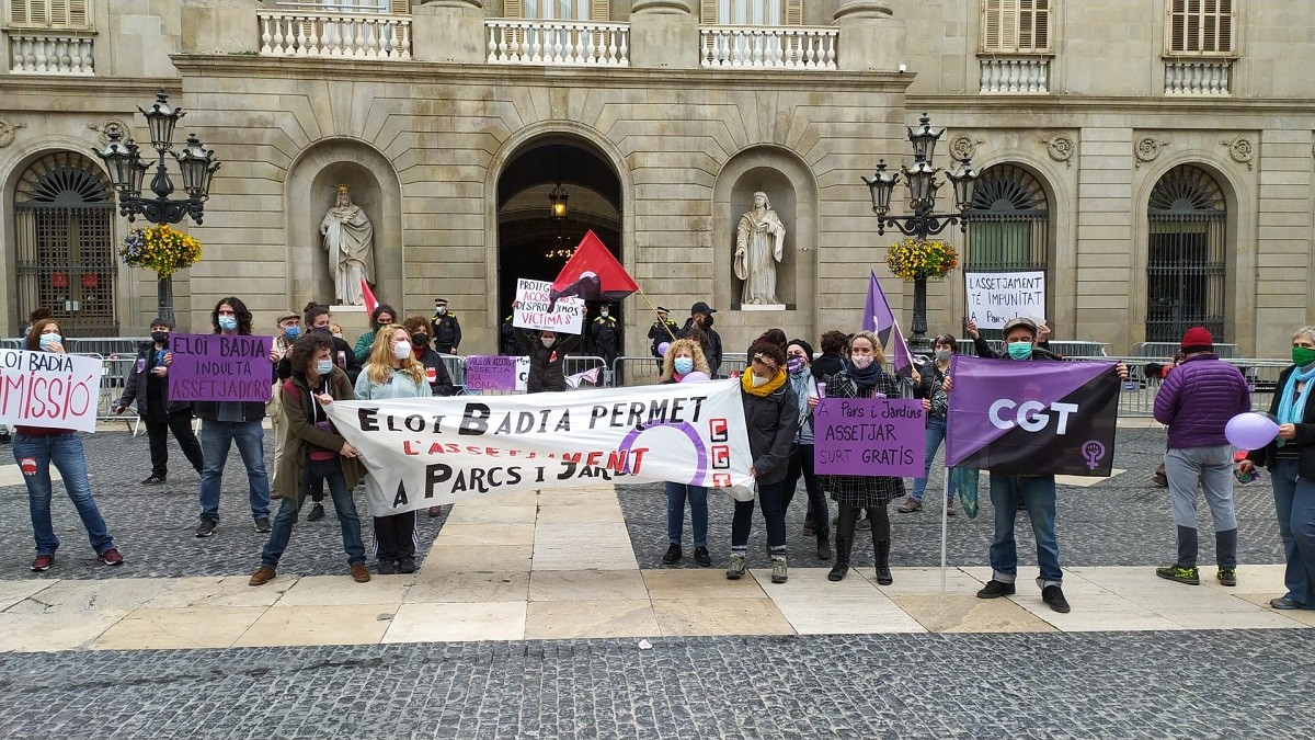 Colau obre la porta a revisar els protocols després del cas d'assetjament sexual a Parcs i Jardins