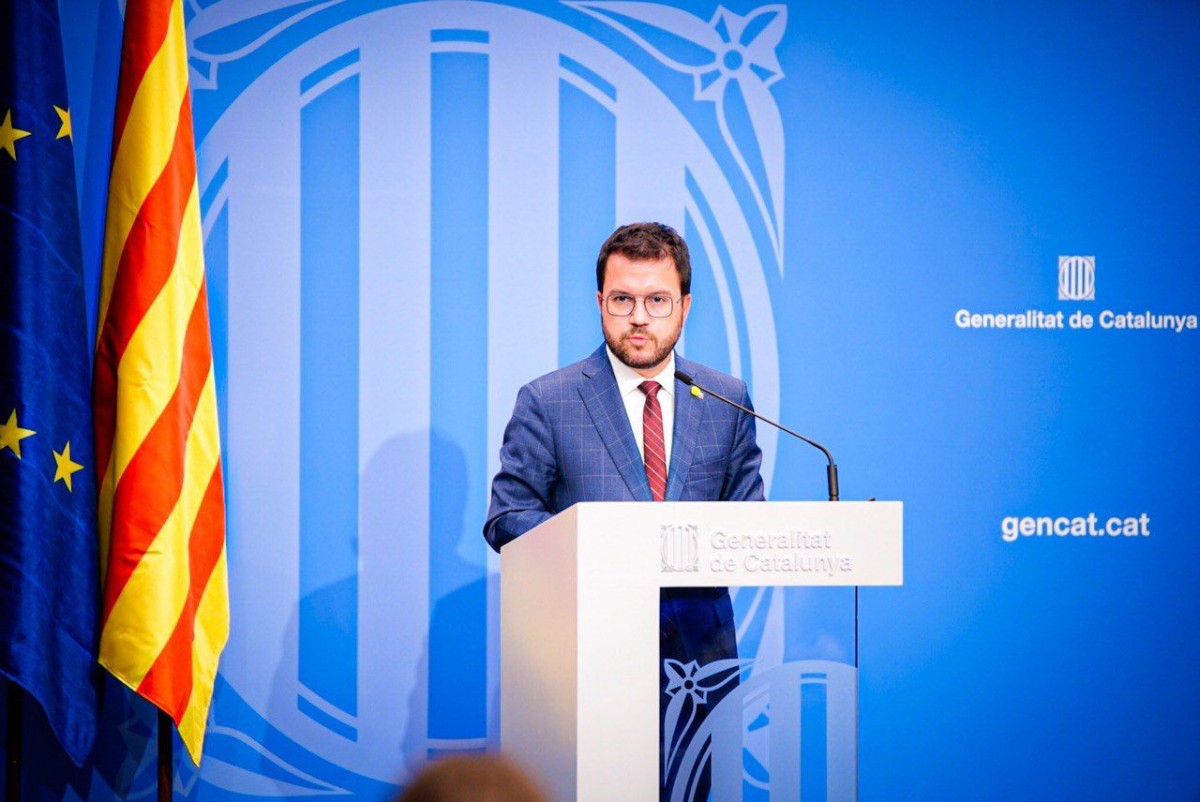 Aragonès crida a la «calma» i alerta que saquejar comerços o cremar mobiliari «no és llibertat d'expressió»