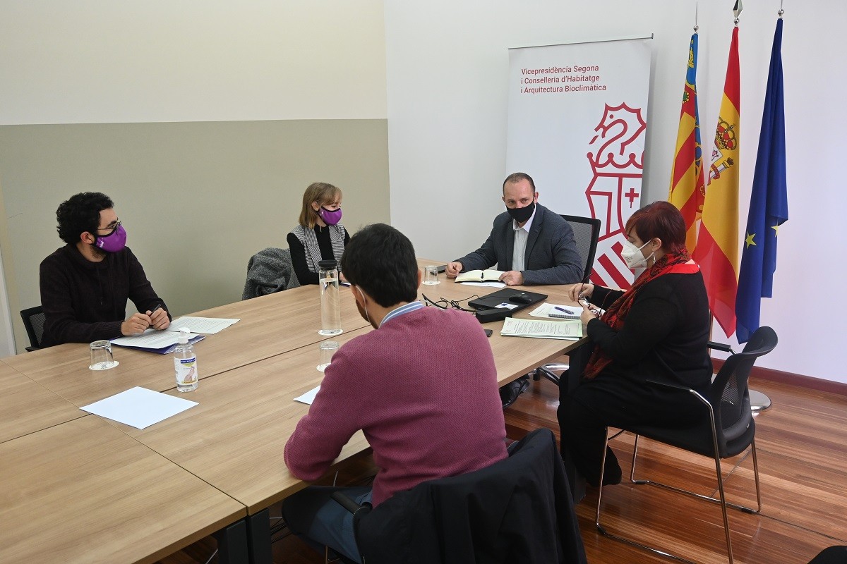 La Generalitat Valenciana ajudarà amb l'entrada del pis als joves que es traslladen a municipis petits