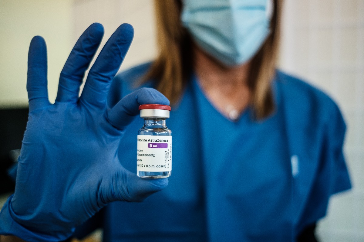 França, Alemanya i Itàlia també aturen la vacunació amb AstraZeneca