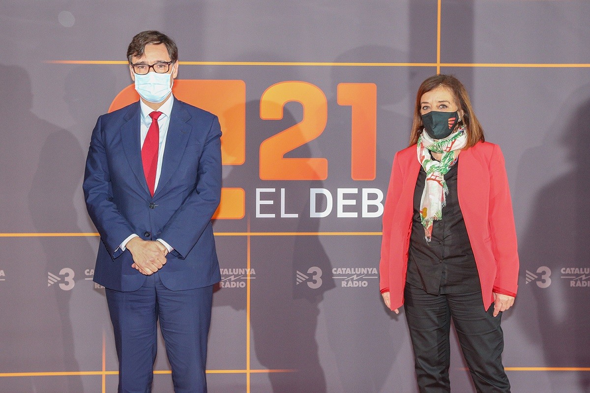 Els partits demanen a Illa que aclareixi per què no va fer-se una PCR abans del debat