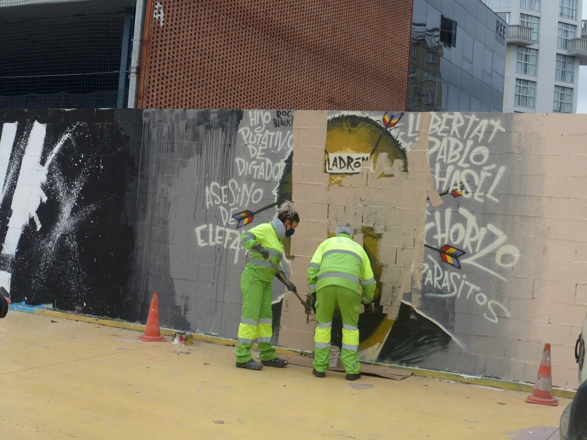El mural esborrat. - Roc Blackblock
