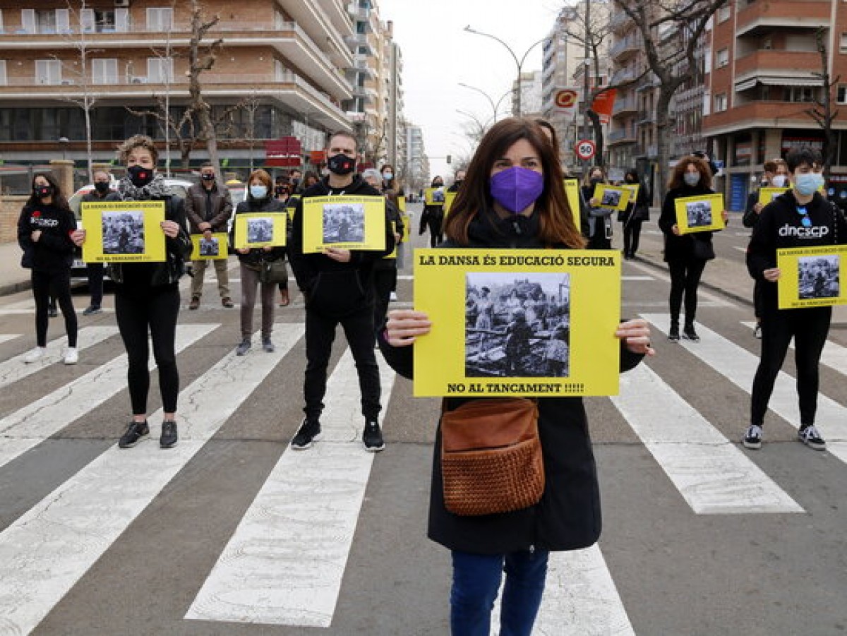 «Ens estan ofegant»: els centres privats de dansa exigeixen poder reobrir 