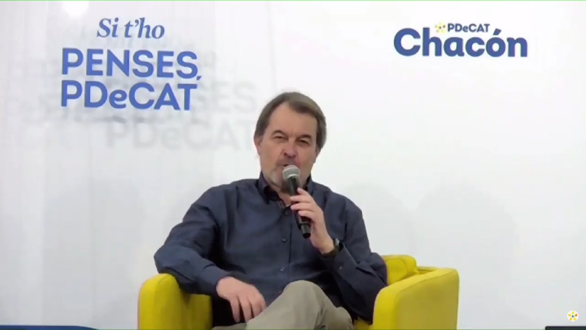 Mas crida el PDECat a tenir «moral de victòria»