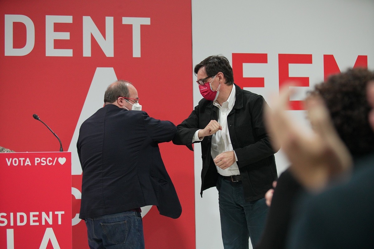 Iceta presenta Illa com l'oportunitat de «deixar enrere la incompetència»