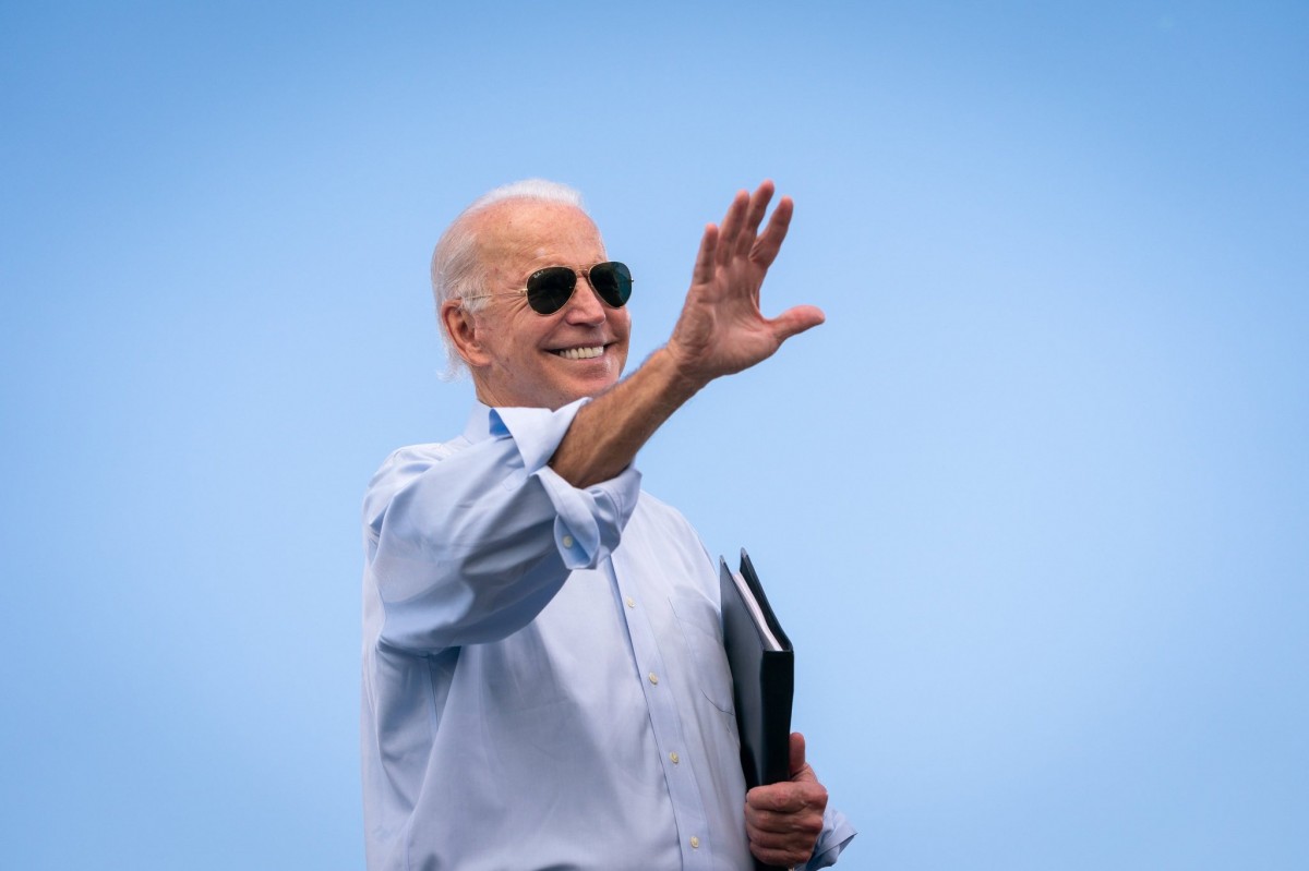 Canvis al Despatx Oval: Biden es carrega el botó vermell de Trump per demanar Coca-Cola Light