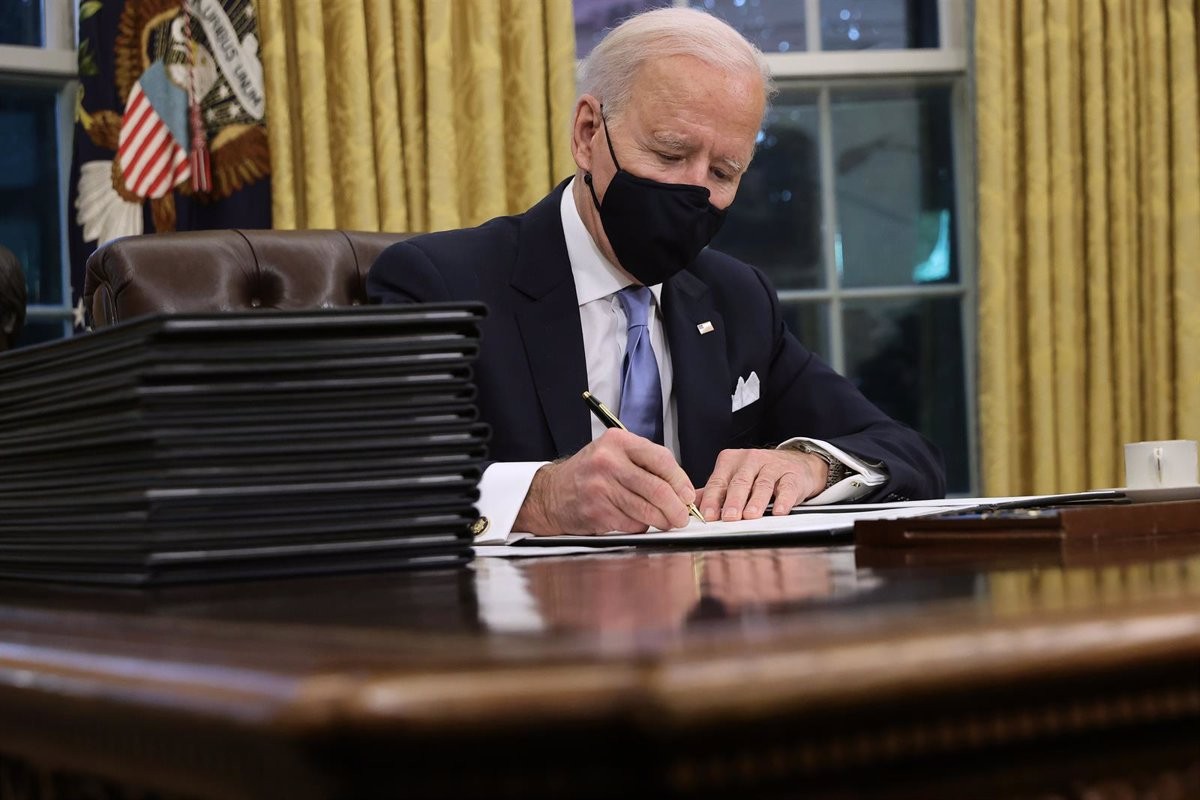 Derrotar l'extrema dreta i «tornar» al món: els deures que esperen Joe Biden
