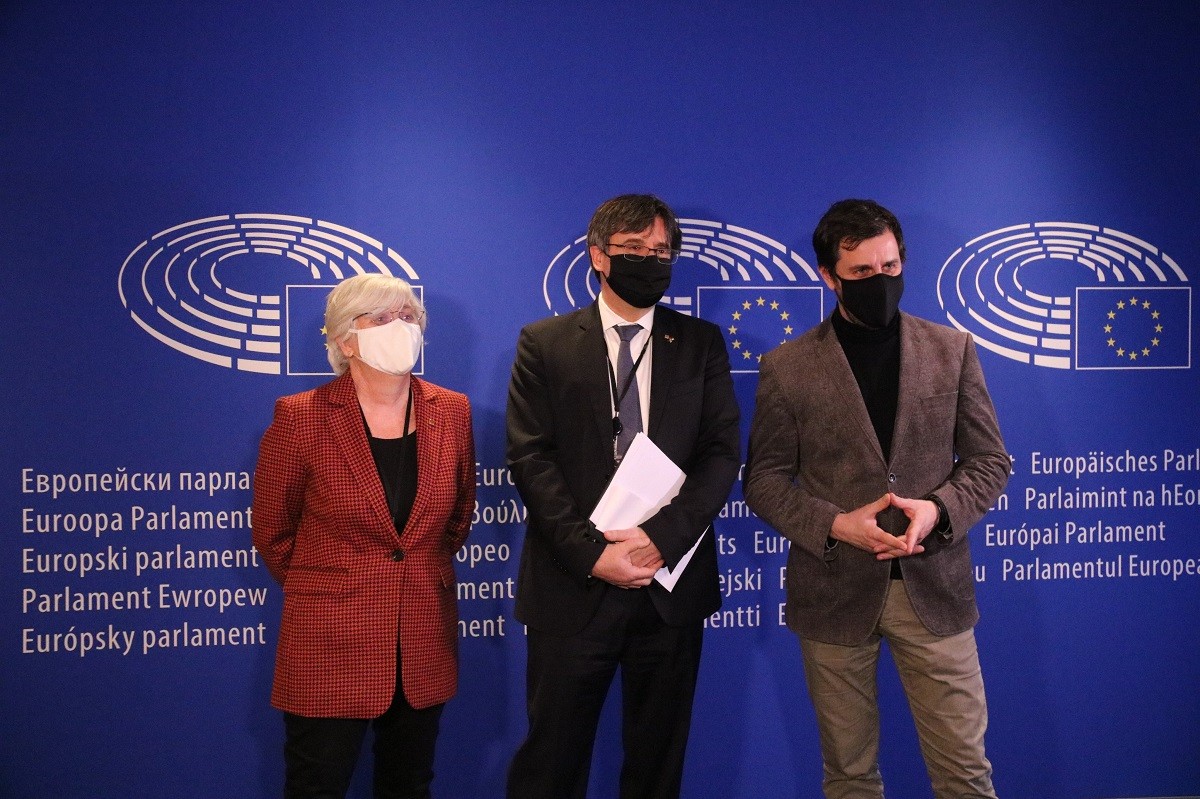 Puigdemont, Comín i Ponsatí aquest dijous al Parlament Europeu abans de comparèixer a la vista del suplicatori - Junts