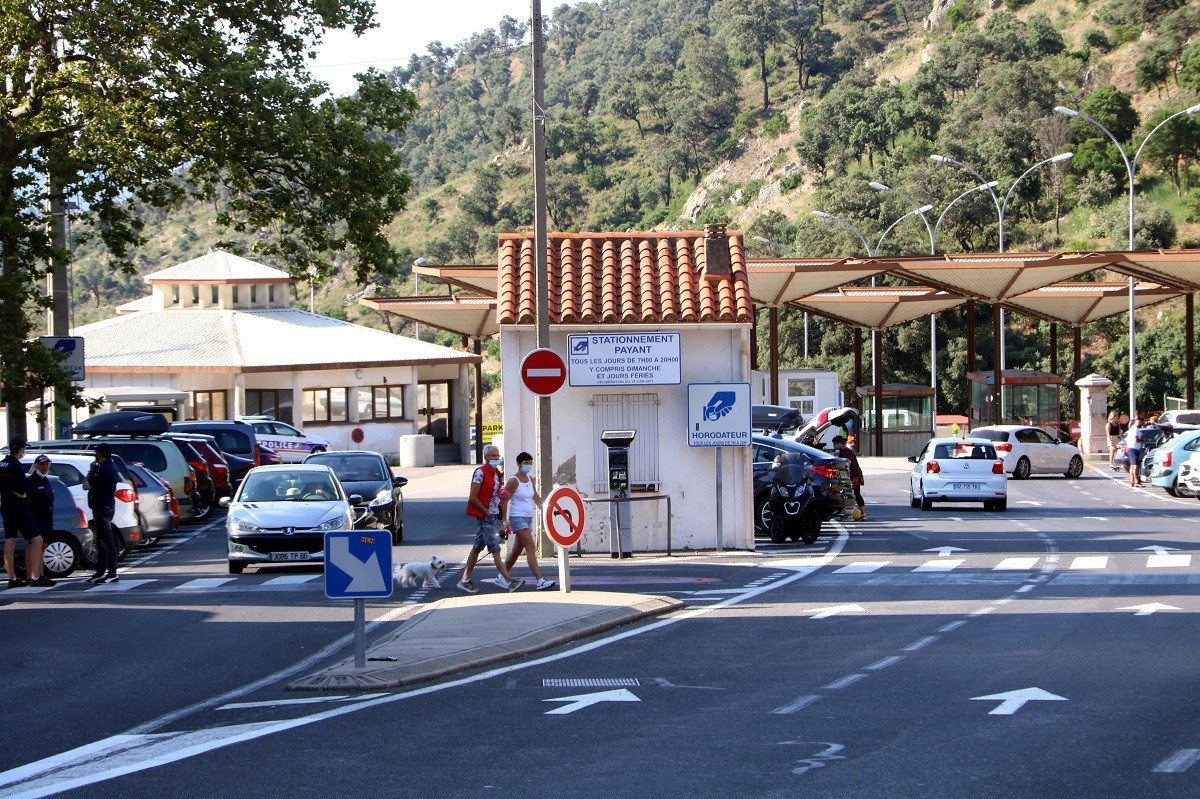 Espanya exigirà una PCR per entrar per carretera per la frontera francesa