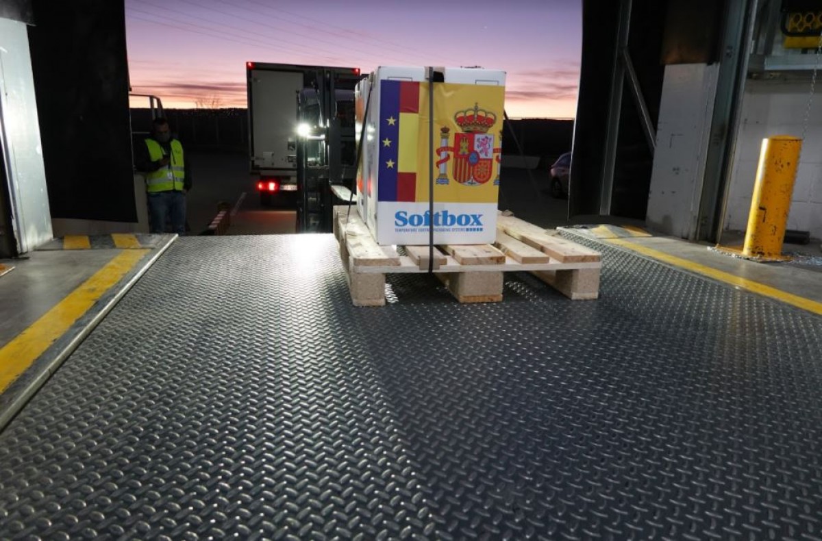 Les primeres dosis de la vacuna arribades a l'Estat - La Moncloa