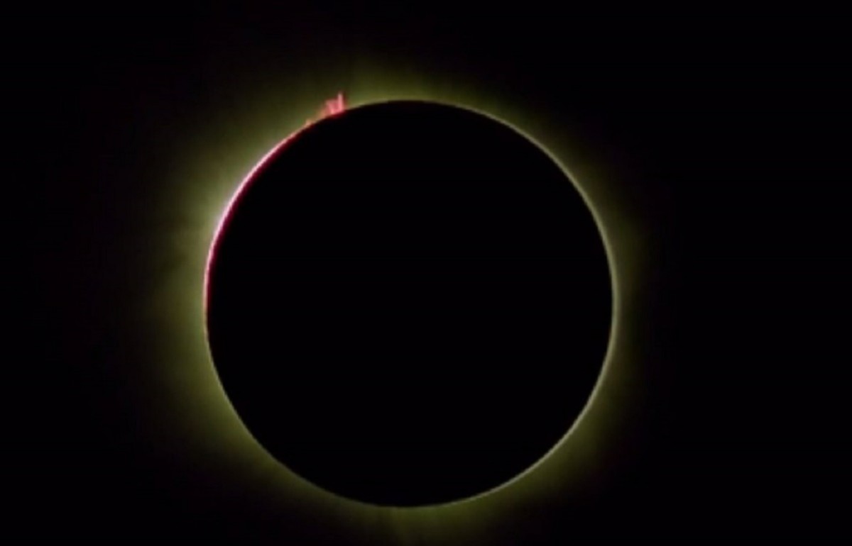 VÃDEO Segueix en directe l'eclipsi solar total del 2020