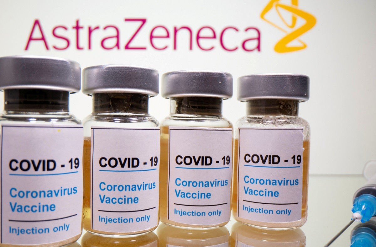 Brussel·les reclama a AstraZeneca que compleixi amb l'entrega de la vacuna acordada