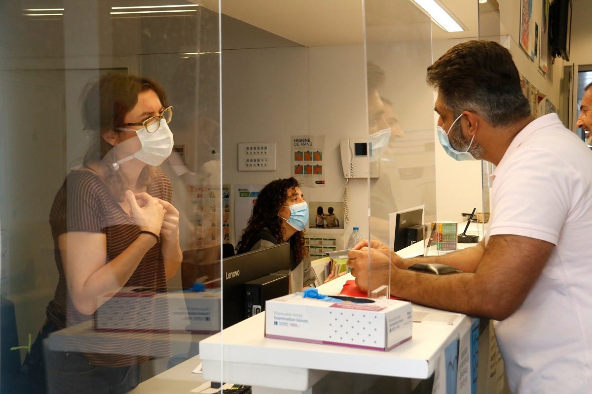Bancs d'aliments de Barcelona freguen el col·lapse: «Estem totalment desbordats»
