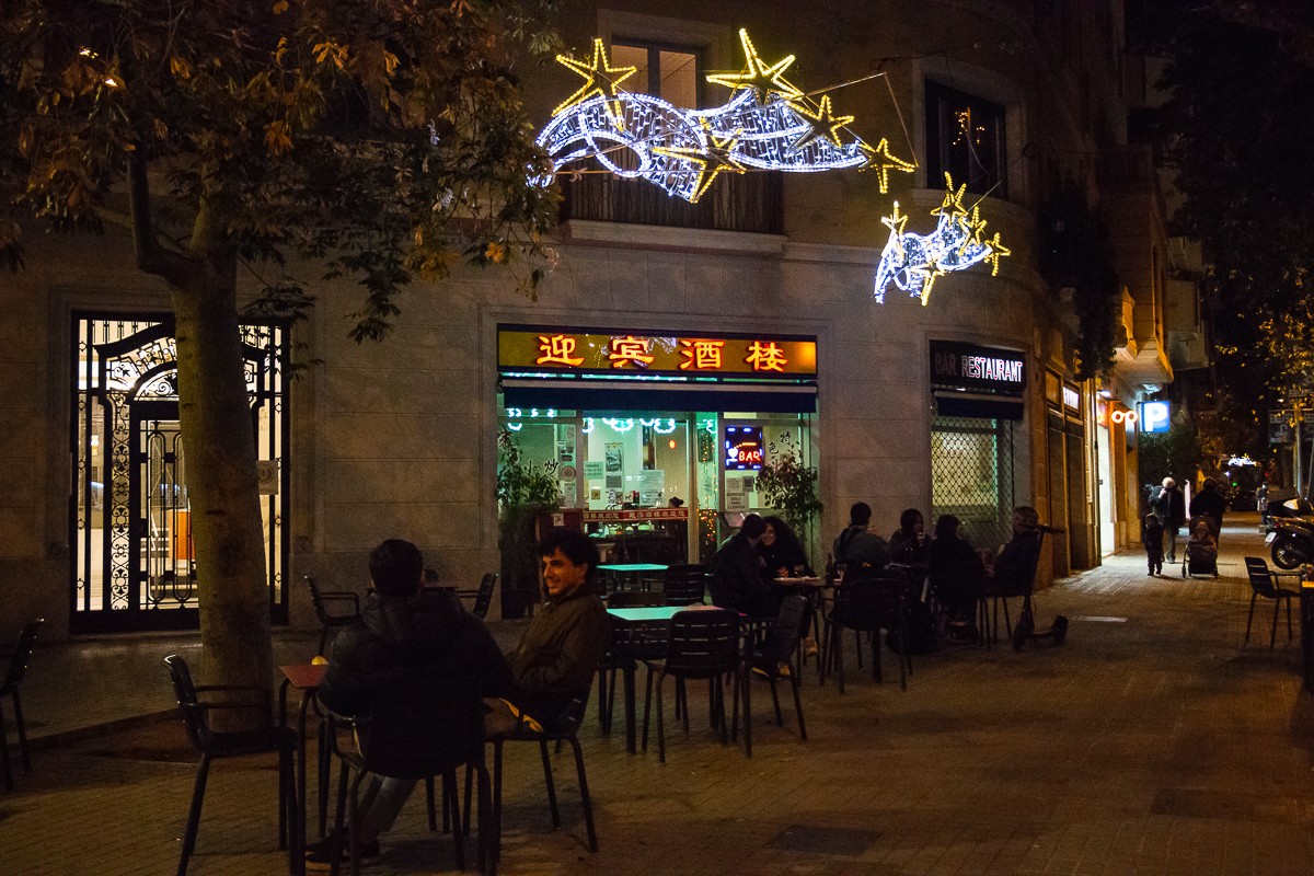 Ambient en una terrassa de Barcelona - Helena Margarit