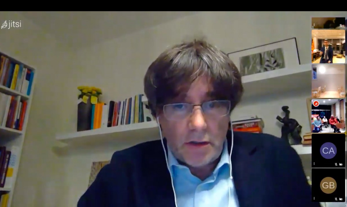 Puigdemont defensa el projecte dels nanosatèl·lits catalans: «No és per fer broma»