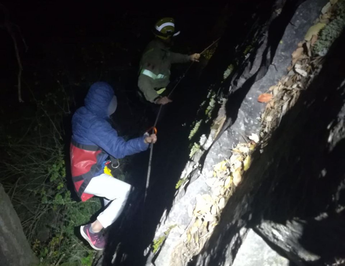 Rescaten tres noies de 12 anys atrapades en un barranc 