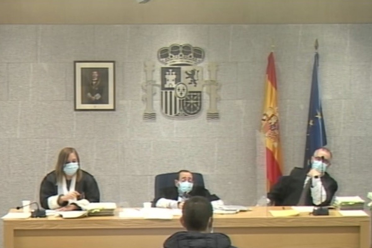 El germà de dos dels terroristes del 17-A assegura que mai va sospitar que poguessin fer un atemptat