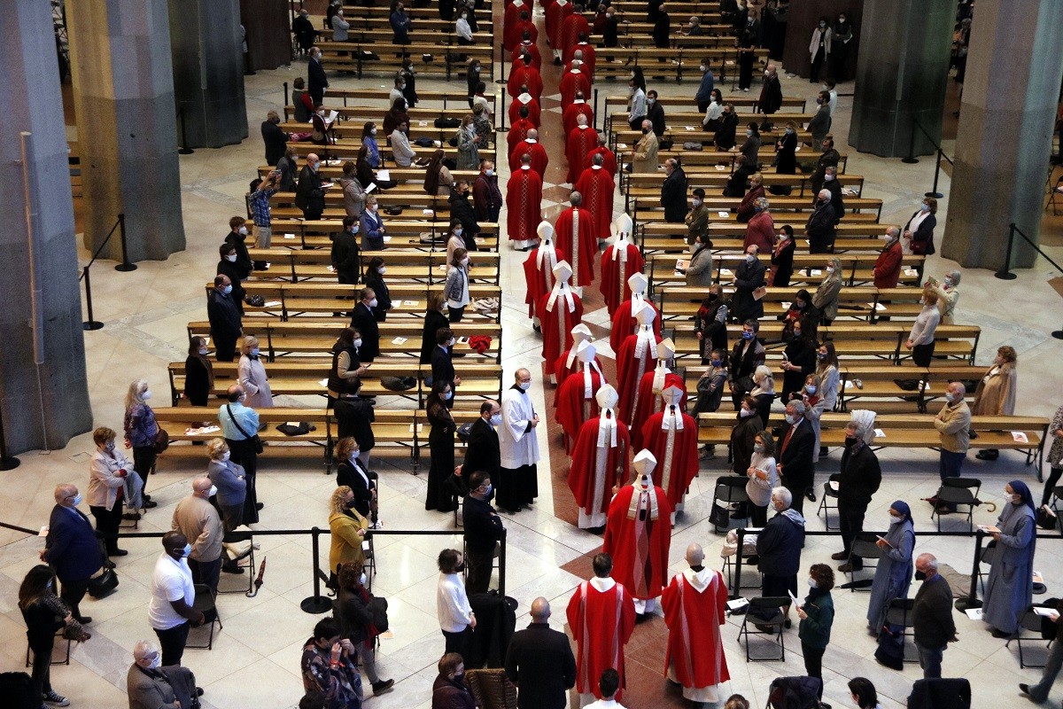 Justícia vol limitar actes religiosos a 100 persones després de la missa de la Sagrada Família