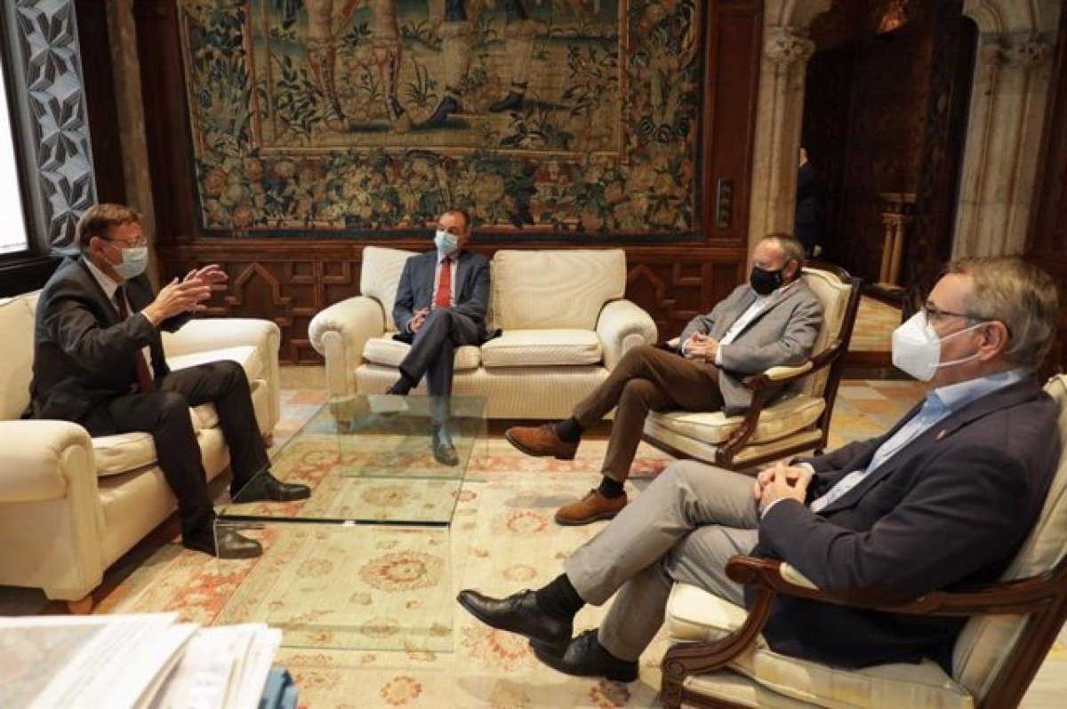 El govern de Colau defensa la «vigència» del pla que limita l'obertura d'hotels