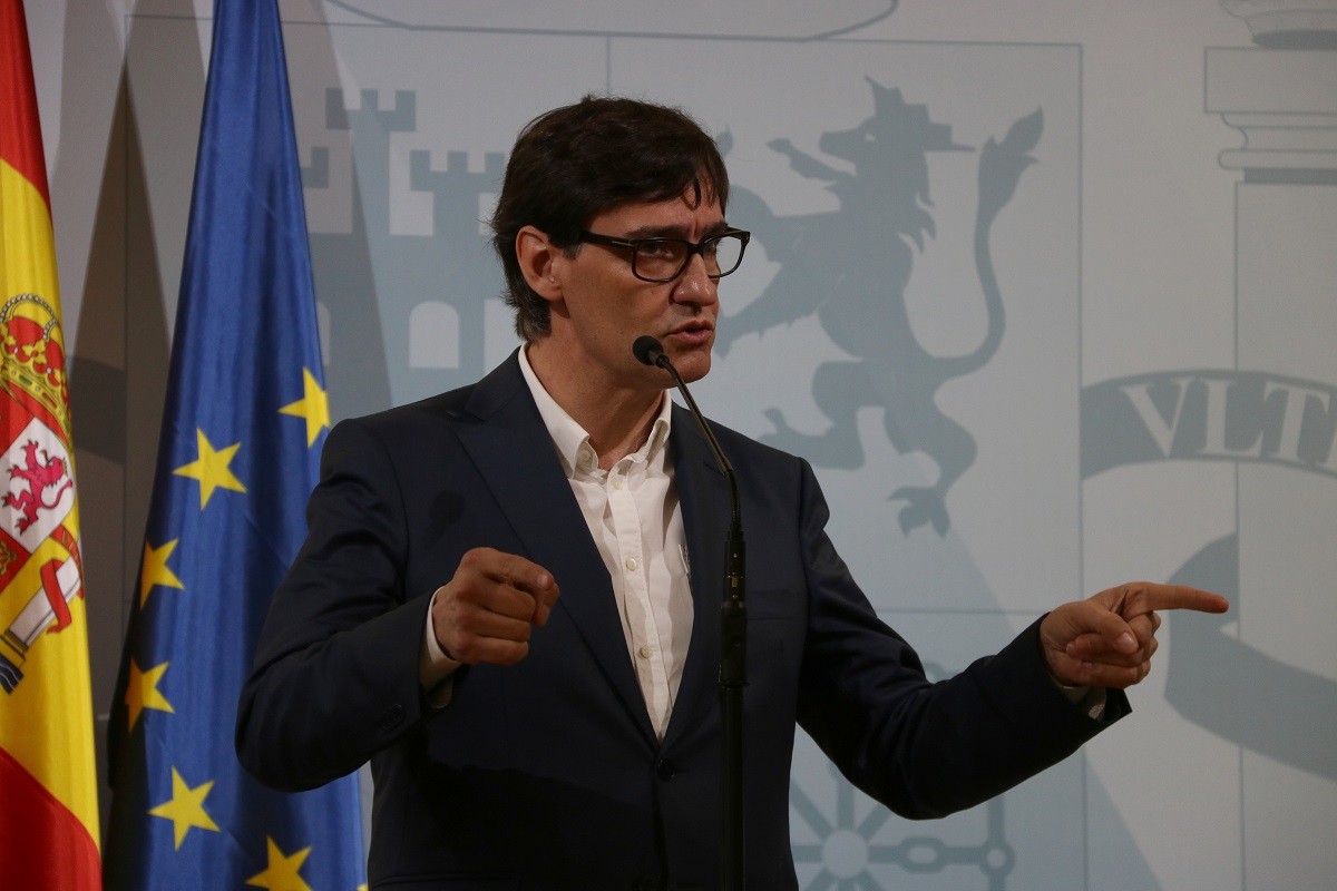 El govern espanyol augmenta la pressió sobre Madrid però no intervé