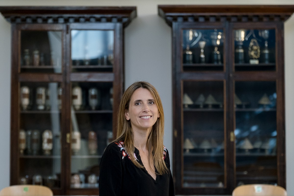 La investigadora Clara Prats alerta que calen «mesures més dràstiques» per frenar el coronavirus