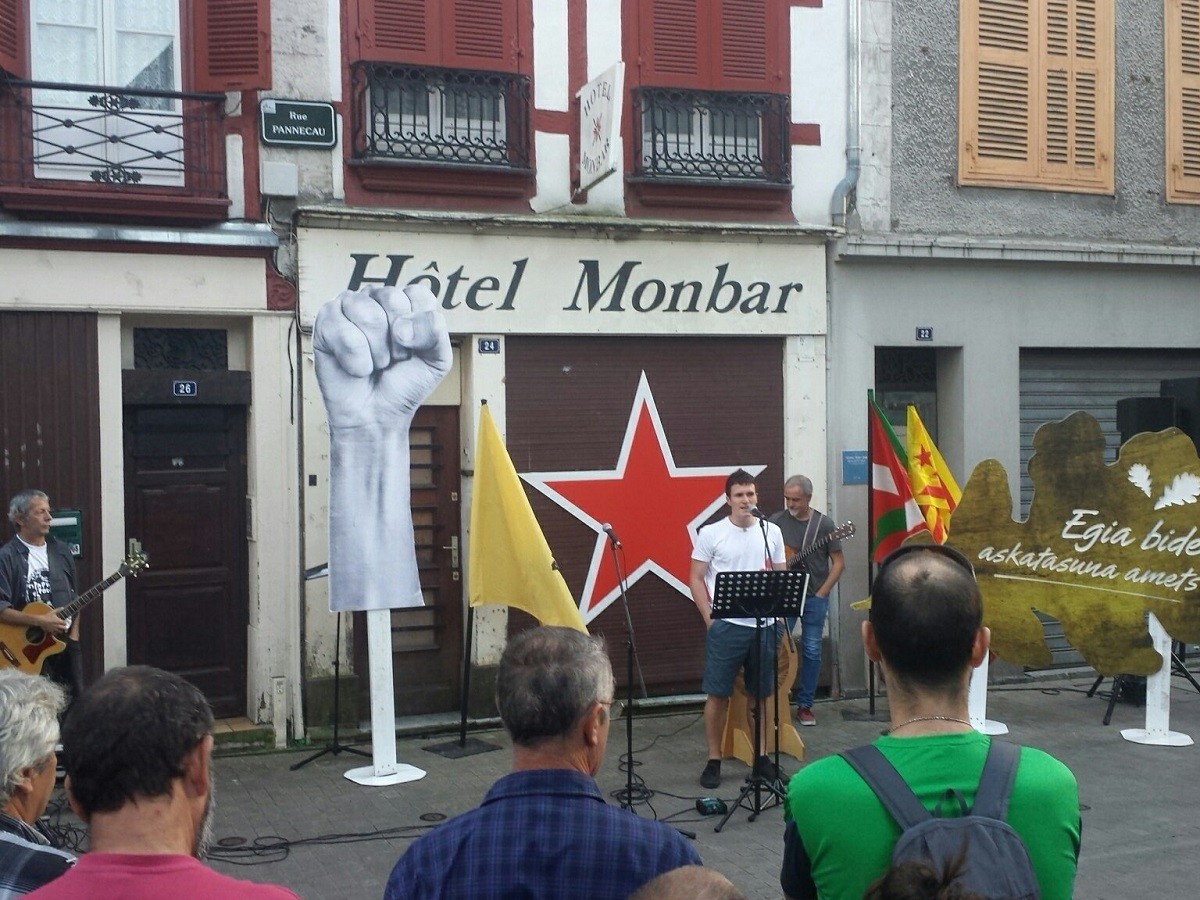 Monbar: GAL, futbol i assassinats d’Estat