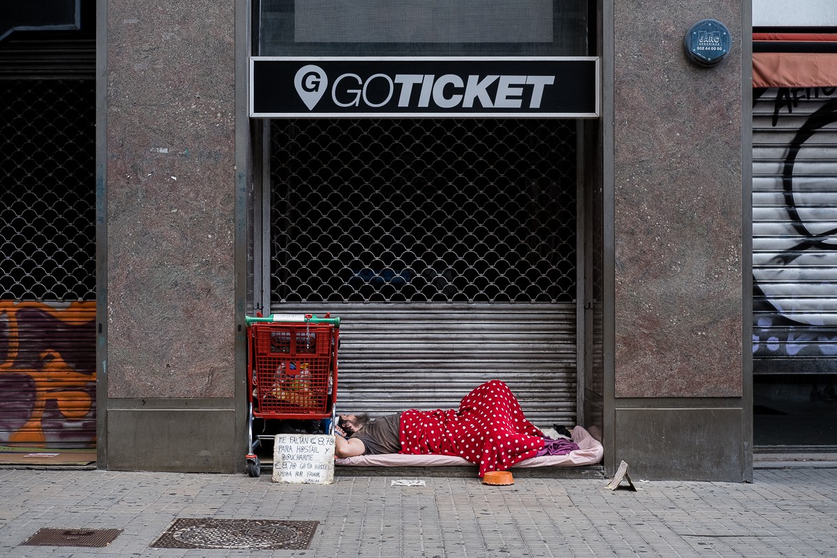 Condemnen a 15 anys de presó un matrimoni per esclavitzar un home i vendre'l per 400 euros a Barcelona