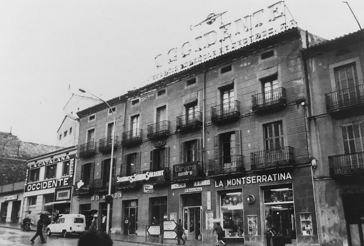 Antiga seu de Seguros Serra Sallent de Manresa. - Arxiu fotogràfic del GCO.