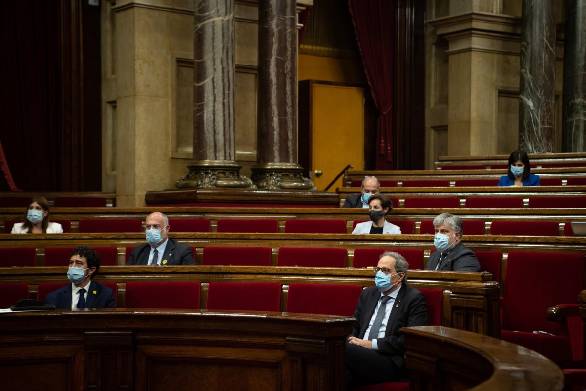El Parlament publica la resolució contra la monarquia després de dies de tensió