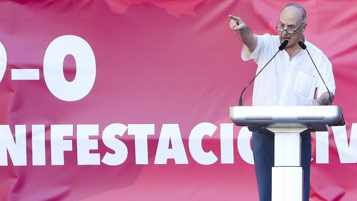 Paco Frutos, en un míting - 