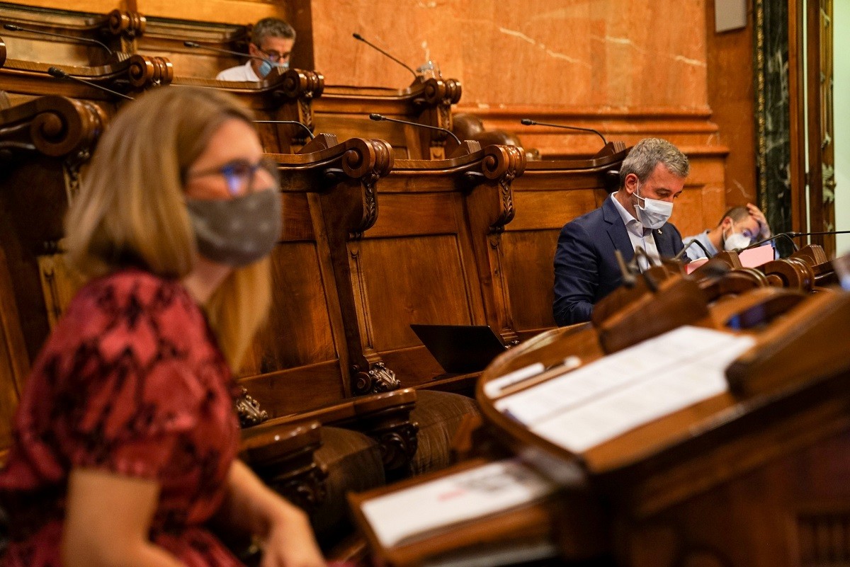 Els ajuntaments clamen contra el finançament «insuficient» del Govern per garantir el P2 gratuït