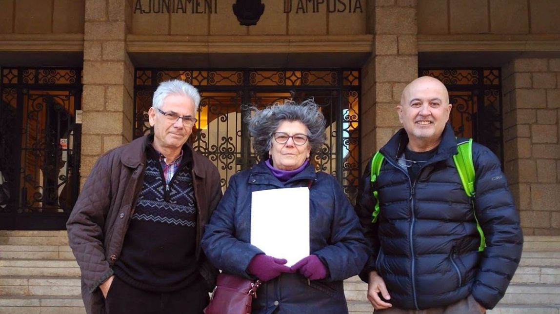 Sis-centes signatures avalen una petició per minvar progressivament els actes taurins a Amposta