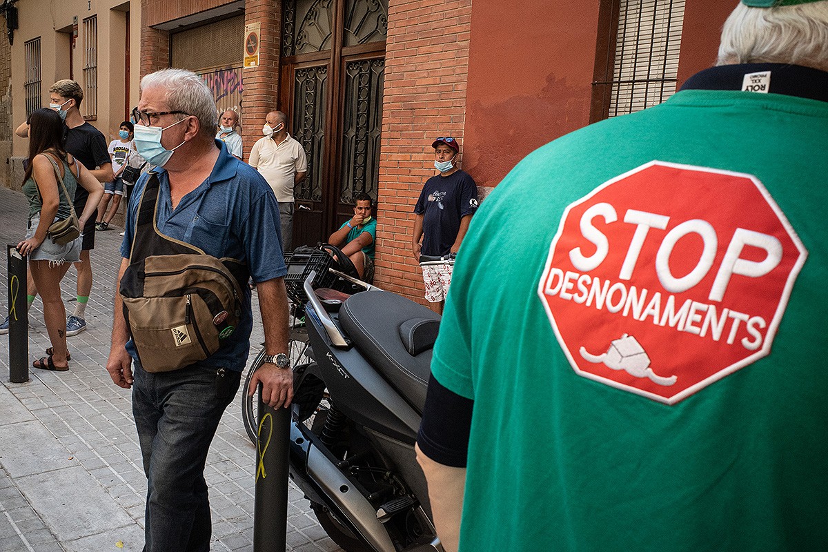 Protesta contra un desnonament a l'Hospitalet de Llobregat - Ricard Novella